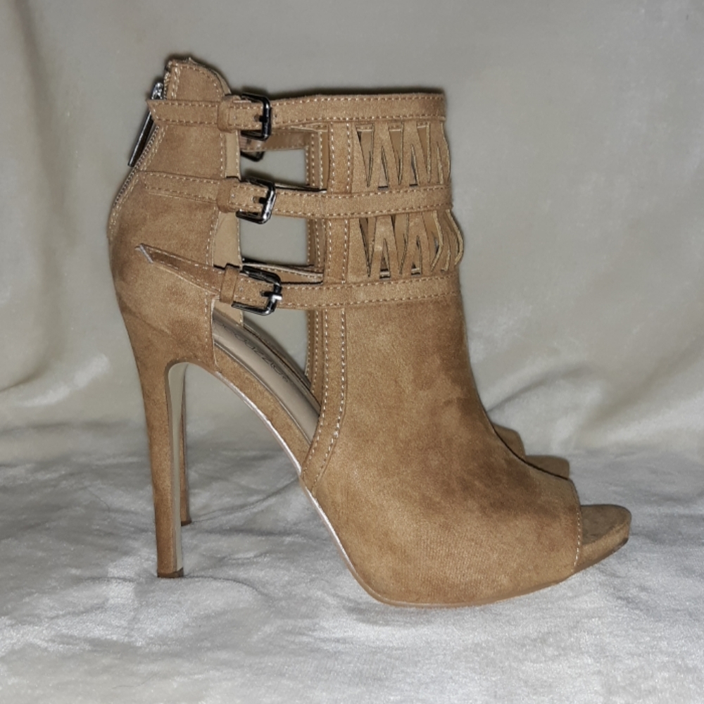 Cute heels